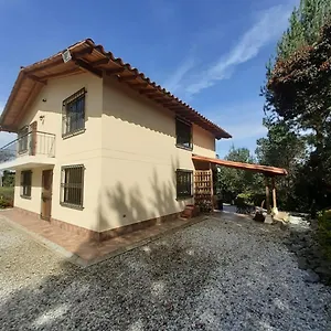 finca-santa-elena.colombiamedellinhotels.com/